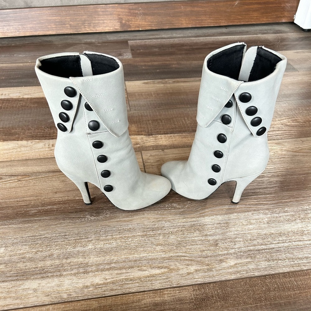Size 6.5 Dolce boots.